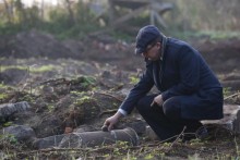 (Nie)zapomniane cmentarze. Połóżmy gałązkę jedliny na opuszczonym grobie