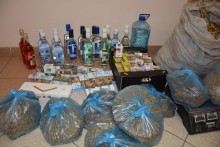 Nielegalny alkohol, tytoń i papierosy w domu suwalczanina