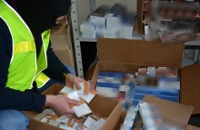 Suwałki. Nielegalne papierosy o wartości 29 tys. zł