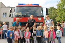 Wiedzą jak się zachować w czasie pożaru. Ewakuacja w żłobku i Przedszkolu nr 7 [zdjęcia]