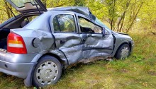 Gmina Sztabin. Zderzenie dwóch samochodów i wypadek z udziałem łosia