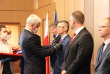 Wójtowie gmin Suwałki i Augustów z Brązowymi Krzyżami Zasługi [zdjęcia]