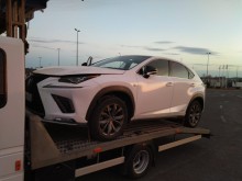 Lexus skradziony w Rosji wracał na Wschód na przebitych numerach 