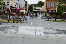 Strefa Bezpieczeństwa Compensy w Suwałkach. Piknik rodzinny i defibrylator dla miasta