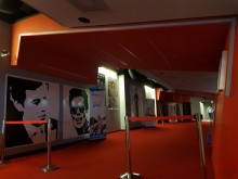 Wesela, kina i parki rozrywki jeżeli nie od początku, to od połowy czerwca. Dzisiaj 471 zakażeń