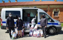 Areszt Śledczy w Suwałkach. Plastikowe nakrętki na leczenie Poli [zdjęcia]