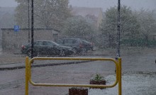 Burze z gradem, w nocy śnieg, do piątku przymrozki. Oby te prognozy się nie sprawdziły