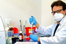 Suwalczanin Damian Izbicki pomaga przy izolacji koronawirusa