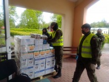 Gmina Bakałarzewo. Kolejna porcja żywności trafiła do najbardziej potrzebujących [zdjęcia]