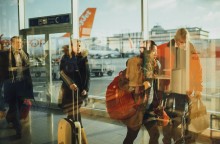 ZUS zapłaci świadczenie chorobowe dla osób powracających z zagranicy. Wystarczy oświadczenie