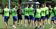 Ślęza Wrocław - Wigry Suwałki. Zaczynamy, Dawid Szulczek  przygotował się do debiutu [relacja live]