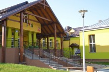 Bez dzwonków i przemieszczania się z klasy do klasy. Nowy rok szkolny w Kaletniku