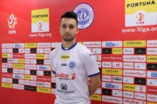 Wigry Suwałki sprowadziły z USA reprezentanta Afganistanu. Adam Najem na środek pola