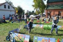 Piknik sąsiedzki w Raczkach