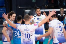 PlusLiga: W hicie 19. kolejki Jastrzębski Węgiel pokonał 3:2 Skrę. Ślepsk Malow zagra 16 stycznia