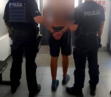 Sejny. Przed policją schował się w sianie