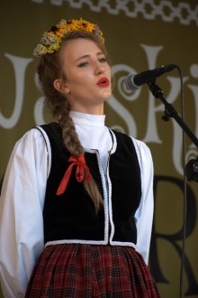 natalia_boltralik,_xxi_jarmark_folkloru,_fot._zbigniew_stelmaszek_(116)_.jpg