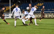 Wigry Suwałki wygrały z Garbarnią Kraków, ale są poza strefą barażową. Straszny ścisk [tabela]