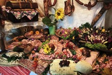 Wielkanocny koszyk na świąteczny stół. Więcej czasu dla siebie i rodziny