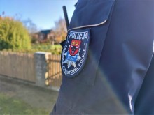 Policjanci przypominają o właściwym zabezpieczeniu działek na zimę