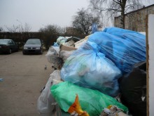 Gminy będą mogły dopłacać do  odbioru śmieci. Kwota za wywóz powiązana z zużyciem wody do 150 zł