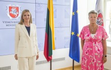 komisarz_ue_i_minister_spr_wew_litwy_fot_msw_rl.jpg