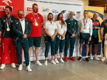 Polscy olimpijczycy, w tym Maria Andrejczyk wrócili do kraju. Gorące przyjęcie na lotnisku [zdjęcia]