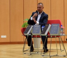 Tomasz Naruszewicz promował książkę o dziejach regionu. Historioterapia zbiorowa [zdjęcia]
