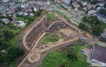 Park przy ul. Parkowej w Sejnach nabiera kształtów. Pomogły pieniądze z Unii Europejskiej 