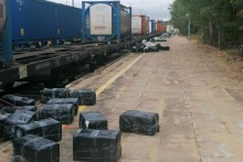 Próba przemytu papierosów w kolejowych cysternach z żywicą [wideo, zdjęcia]