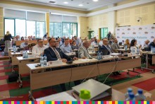 Sejmik udzielił wotum zaufania zarządowi województwa. Dotacje na kreatywne wsie i dla jednostek OSP