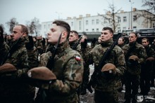 Nowy dowódca podlaskich terytorialsów na ostatniej w tym roku przysiędze [zdjęcia]