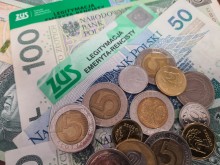 Do końca tygodnia kolejni emeryci i renciści otrzymają trzynastkę