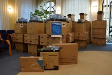 Nowe komputery trafiły do suwalskich szkół, przedszkoli i żłobka