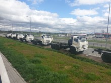 Konwój białych Kamazów zatrzymany w Rudnikach pod Suwałkami. Rosjanie złamali sankcje, czy nie?