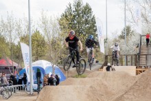 Bike Park w Suwałkach oficjalnie otwarty. Nareszcie mają gdzie skakać hopy [zdjęcia]