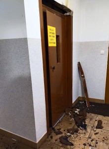 Suwałki. Mężczyzna, który spłonął w windzie, to najprawdopodobniej około 40-letni bezdomny