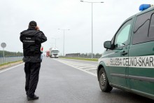 Służba Celno- Skarbowa z Suwałk zatrzymała transport nielegalnych śmieci z Finlandii