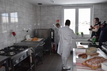 Suszone owoce, a może dżem? Inkubator w Sobolewie pomoże zrobić zapasy