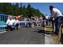 Kładka nad Kanałem Bystrym w Augustowie. Inwestycja za 4 mln zł cieszy zwłaszcza rowerzystów [foto]