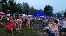 Smakowity i efektowny charytatywny piknik, koncerty i pokazy w Smażalni Ryb Wigry 5 [zdjęcia]