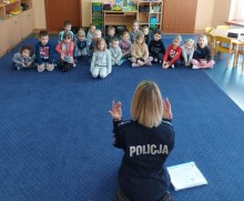 Sejny. Dzień Babci i Dziadka oraz lekcja o bezpiecznym wypoczynku zimowym