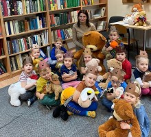 Szypliszki. Feryjne spotkania w Gminnej Bibliotece Publicznej w Słobódce