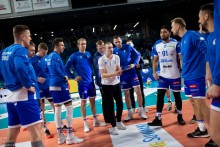 Po poniedziałkowych meczach PlusLigi, Ślepsk Malow już w piątek może opuścić przedostatnie miejsce