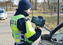 Pędził Utratą 102 km/h. Stracił prawo jazdy i zapłacił 1500 zł mandatu