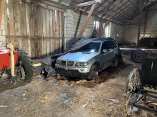 Funkcjonariusze Straży Granicznej odnaleźli samochód skradziony pół roku temu w Suwałkach