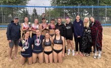 Siatkówka plażowa.  Zawodniczki SAS Sejny rządzą w województwie  [zdjęcia]