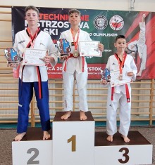 Techniczne Mistrzostwa Polski Taekwondo Olimpijskiego. Zawodnicy Huzar Suwałki z sześcioma medalami 