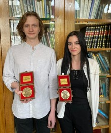 Uczniowie I LO w Suwałkach najlepsi w kraju