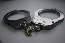 Augustów. Ukradli siedem grzejników i przewody elektryczne